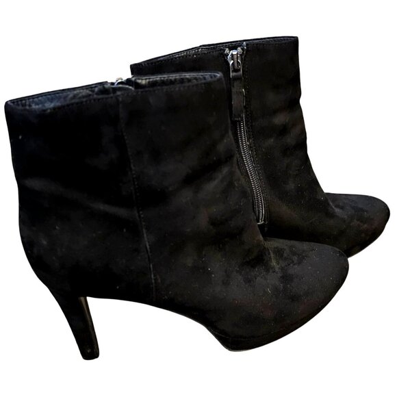 Dress Barn Black Faux Suede Ankle Boots With Side Zipper & 3" Heels - Picture 3 of 6